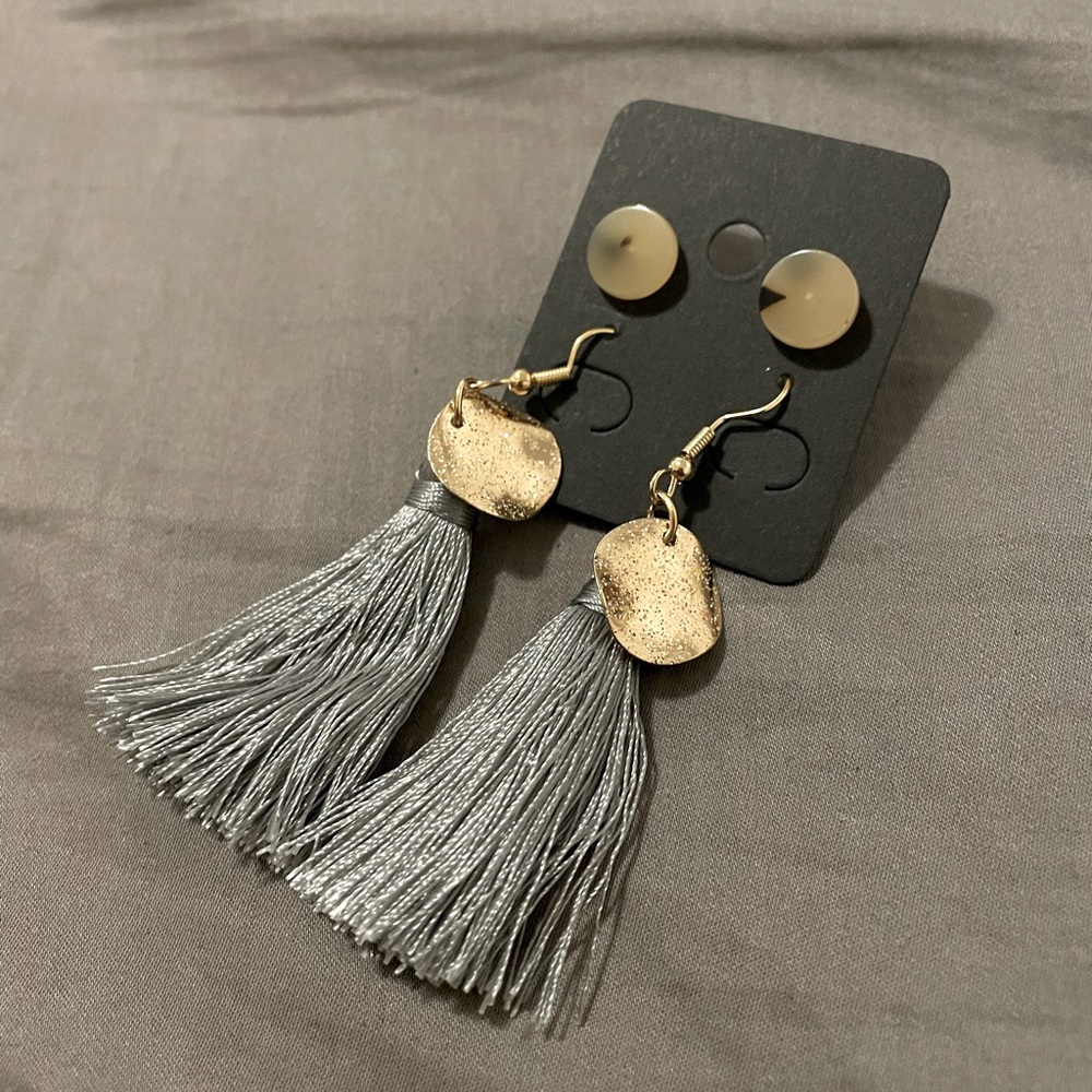 2-pairs fluff dangling earring set